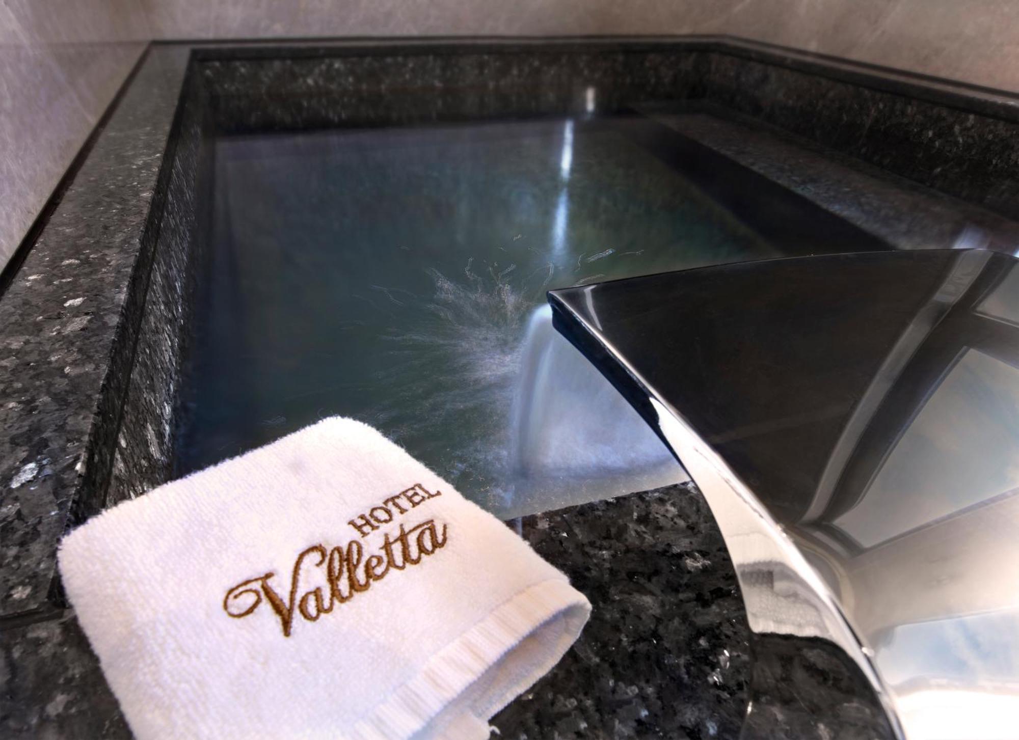 Hotel Valletta Jiaoxi Dış mekan fotoğraf